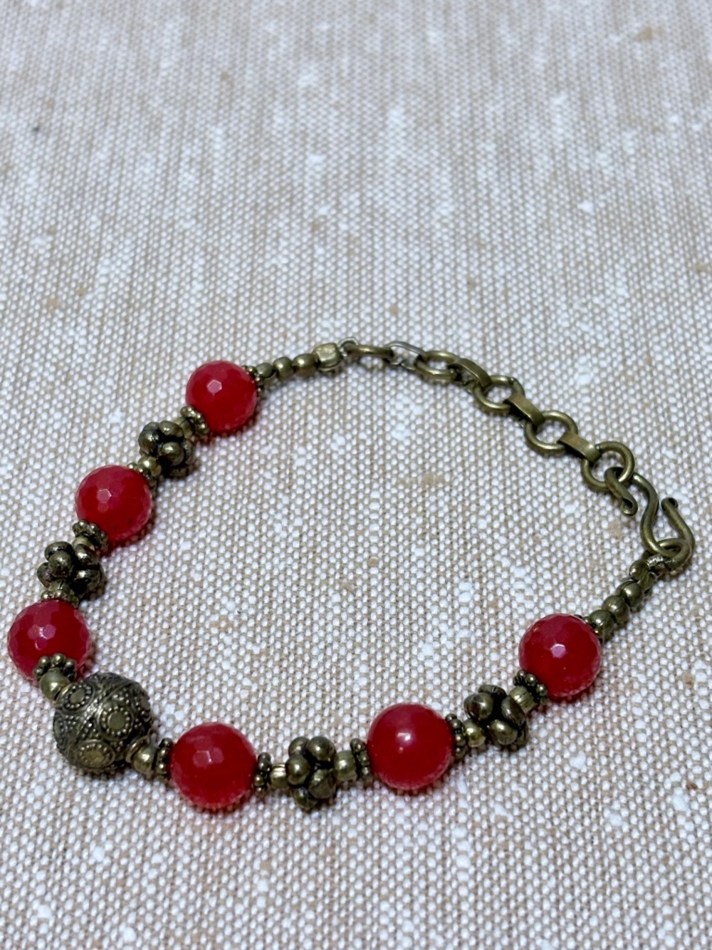 Vintage Red Agate Brass Link Bracelet Faceted Gemstone Boho Filigree 9 In